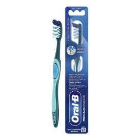 Oral-B Cepillo Dental Pro-Clean Advanced Medium