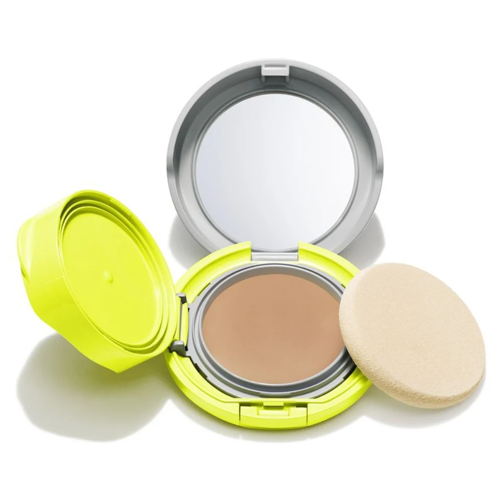 Shiseido Sports BB Compact WetForce Powder SPF 50+ - Polvere compatta tonificante 12 g Molto scura