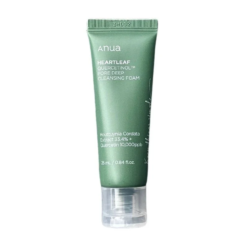 Schiuma detergente profonda per pori al quercetinolo Heartleaf Mini 25 ml