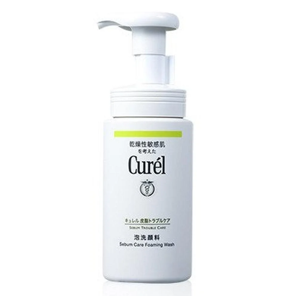 Curel Detergente schiumogeno per la cura dei problemi sebici 150 ml