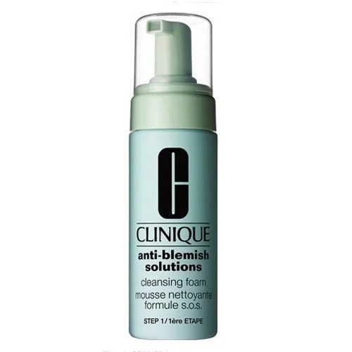 Clinique Schiuma detergente per ridurre i pori dilatati Soluzioni anti-macchia 125 ml