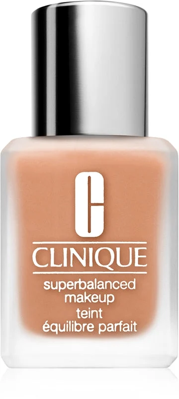 Clinique Superbalanced fondotinta delicato effetto seta colore CN 90 sabbia 30 ml
