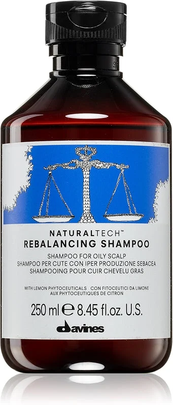 Davines Naturaltech Shampoo equilibrante di pulizia profonda per cuoi capelluti grassi 250 ml