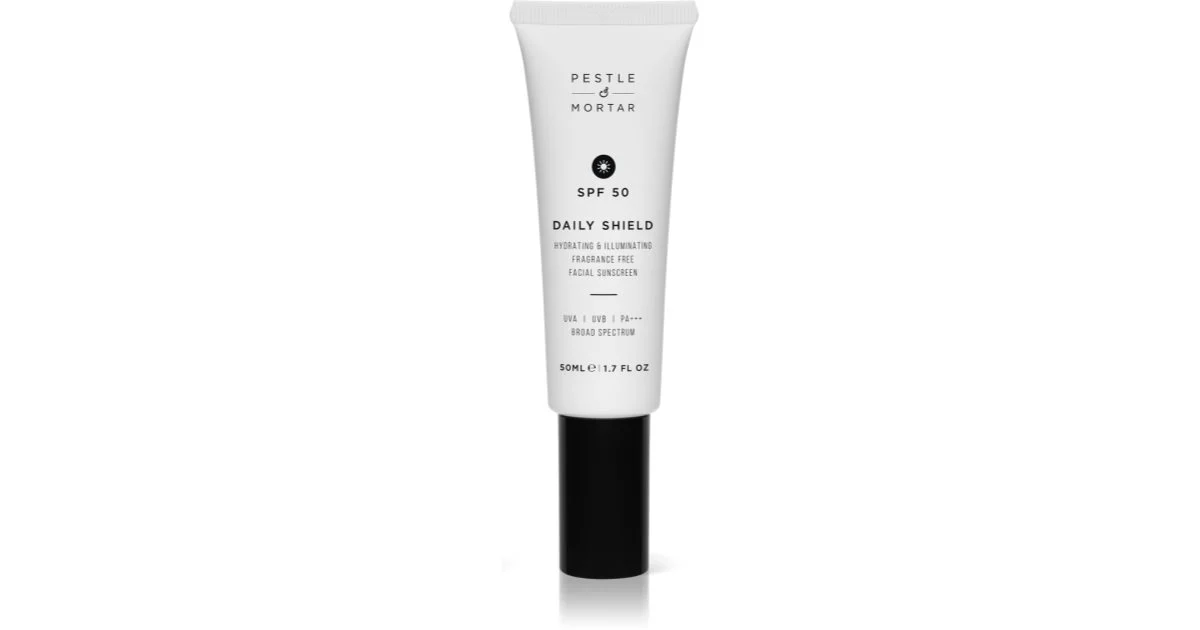 Pestle & Mortar Daily Sheild crema protettiva illuminante SPF 50 50 ml