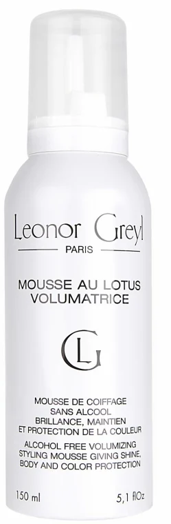 Mousse volumizzante con estratto di loto